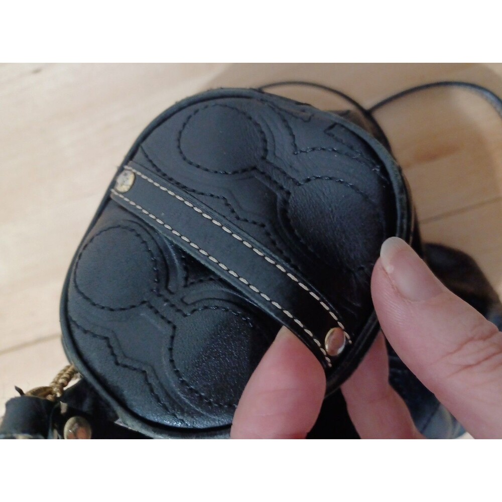 Vintage small Coach Rollbag in black Leather Signature - Picture 13 of 14